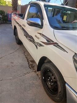 تويوتا هايلوكس